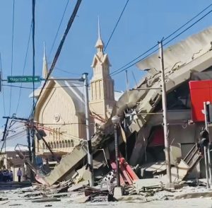 7,0 earthquake triggers coastal Tsunami warning in the Phillipines