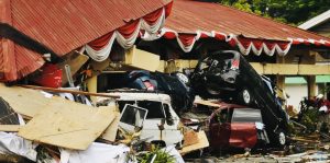32 injured  in earthquake in Indonesia 
