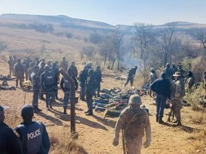 +150 arrested for illegal mining in Westonaria