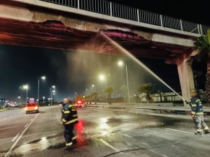 N1 FW De Klerk Pedestrian Bridge survived truck crash on Saturday evening 