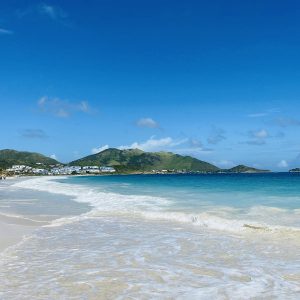 Orient beach temporarily closed following a shark attack
